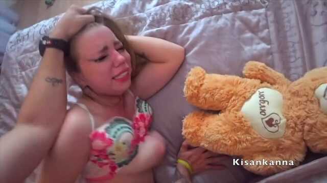 Русская жена вынуждена сосать и трахаться.