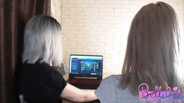 Anal dowcipniś Belleniko daje w tyłek chłopakowi dziewczyny