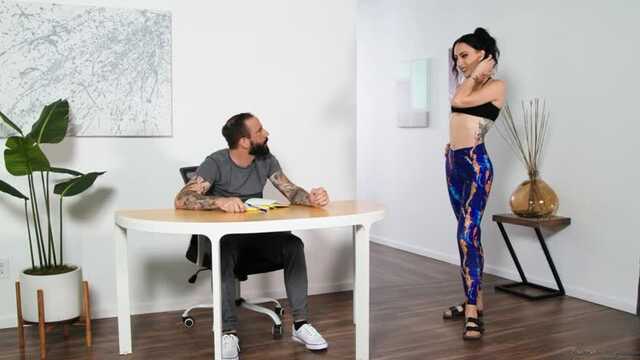 Olej masaż zakończył się seks z dziewczyną