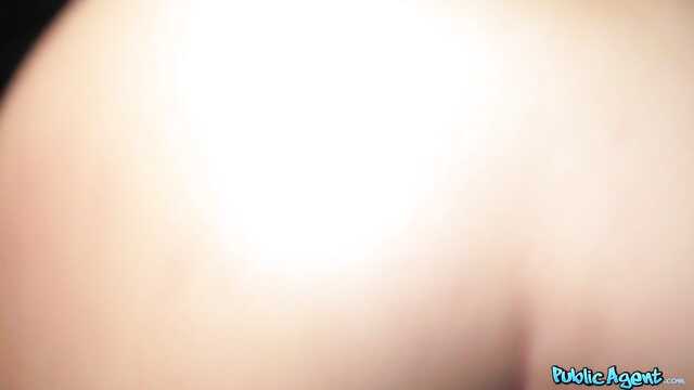 Zassała podrywacza za pieniądze i dała się pieprzyć