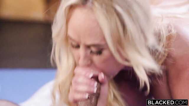 Zamiast treningu można zamęt Międzyrasowy Działa Ten Cały Trójkąt