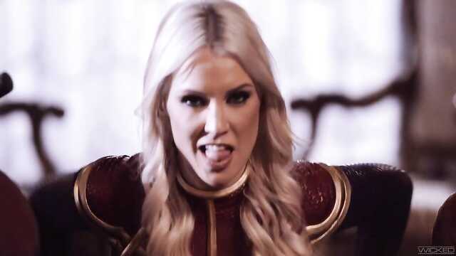 Рөлдік ойындар грудастой ханыммен тудырады оргазм