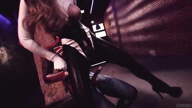 Miłośnicy cosplayu postanowili uprawiać seks w ustronnym miejscu