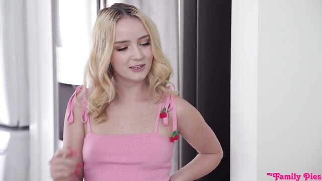 Блондинка доказывает брату: её секс - потрясающий!