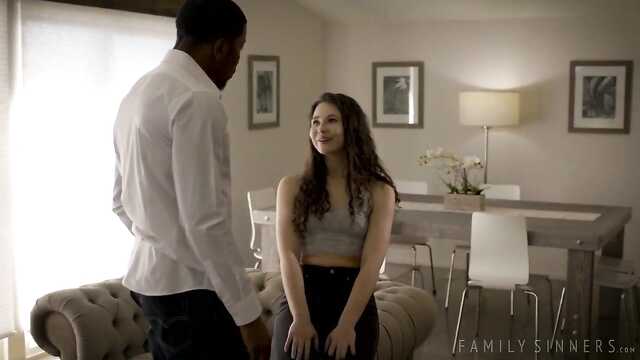 Негритянка побывала на хуе — история без пожаления!