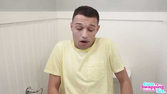 Zaczęła trójkąt z dziewczyną i kuzynem