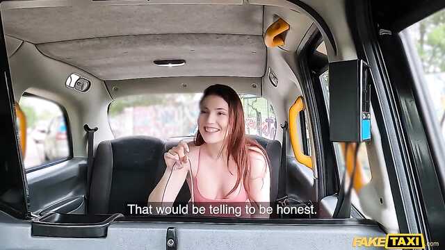 Молодая стерва: удовлетворение водителя такси