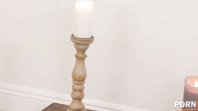 Chaud de la masturbation Baba encadrée anal masseur