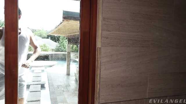 Brutally fucked the model in the ass and brought her to orgasm