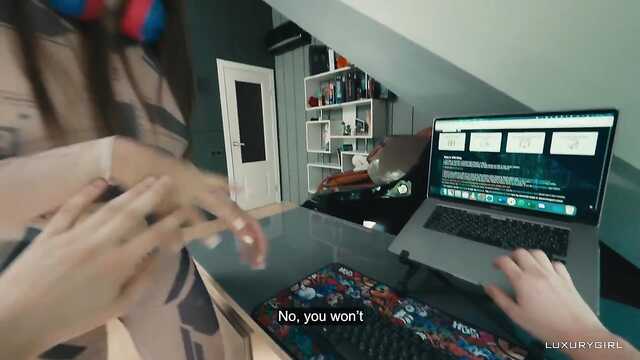 Геймеры отвлеклись на секс.