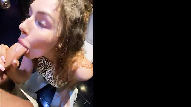 Ssie kutasa na chacie i w publicznej toalecie