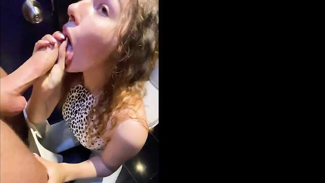 Ssie kutasa na chacie i w publicznej toalecie