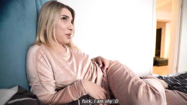 Мамаша наградила сексом за хорошую отметку в колледже