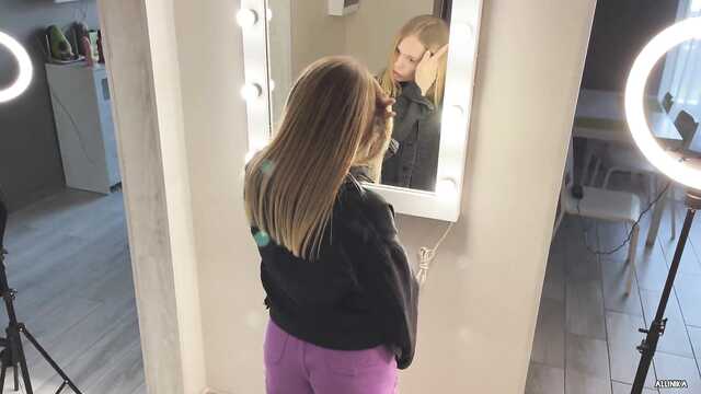 Русская шлюшка пришла к соседу за быстрым сексом