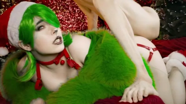 Университеттен келген Аллочка Мария Кожевниковамен порно, эксклюзивті