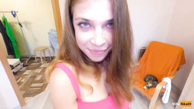 Бурная ебля в розовую киску заставила член кончить