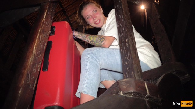 Телке захотелось попробовать на вкус хуй кузена