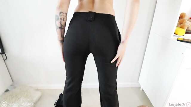 Студент отъебал свою преподавательницу после занятий