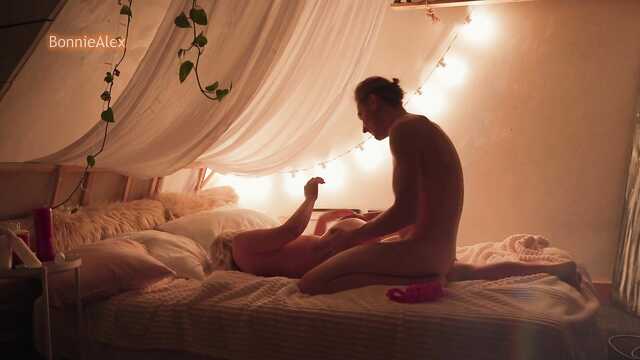 Романтический секс неугомонной парочки