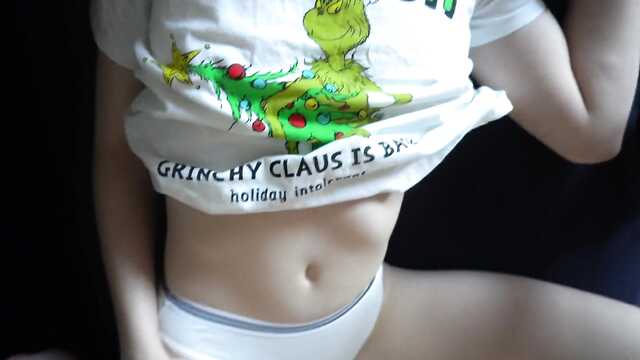 Өгей әпкесі аузымен және пелоткасымен жұмыс істеді