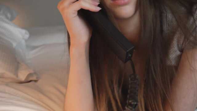 Когда на проводе муж, можно ебаться с любовником