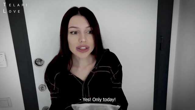 Настойчивая девушка продала чай и минет парню