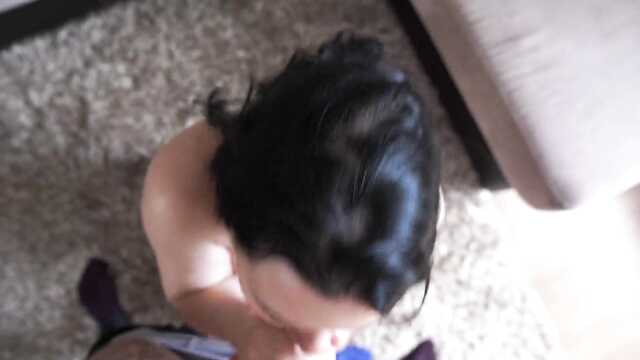 Жыныстық қатынас кезінде пискиді іштен көру Семіз әйелдің кисы