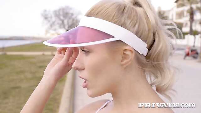 Әдемі аққұбалар романтикалық анальном секс