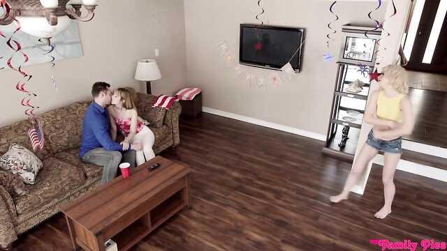 Поиск наслаждения с любимой и ее подругой.