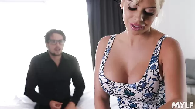 Қалай трахнуть грудастую аққұбалар