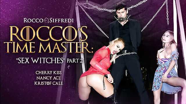 Pani z lesbijką pieprzą się w trio z facetem