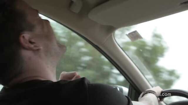 Азиатская ебля с необычным брутальником.