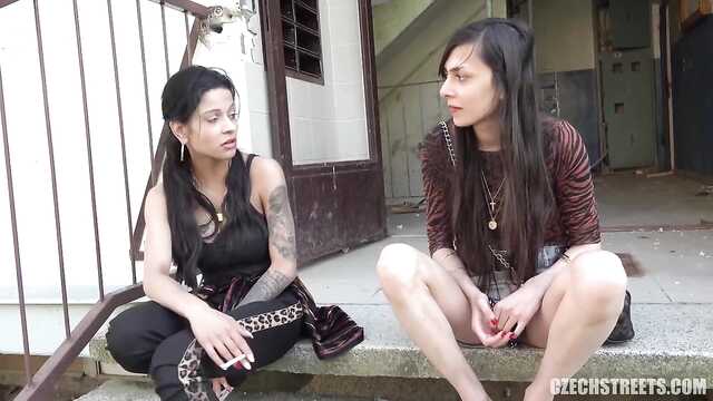 Young gypsies took turns getting a pick-up truck