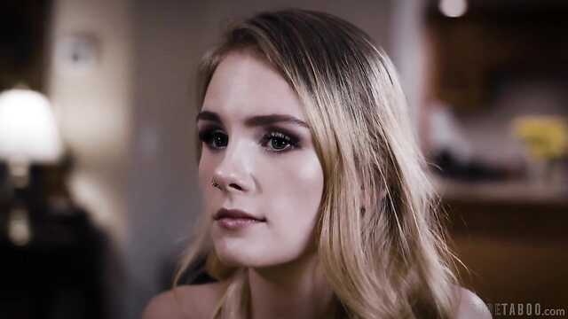 Режиссёр: Потрахуй Двух Сисястых Актрис!