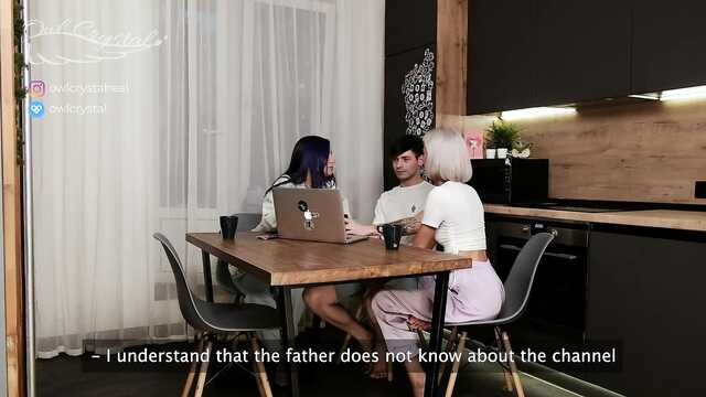 Засадил карасика в киску смазливой мачехи