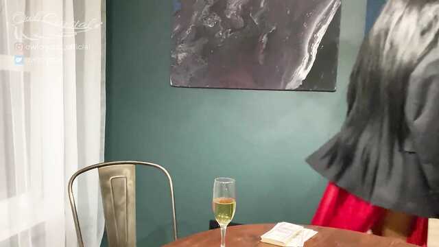 Продала свои рот, киску и анал