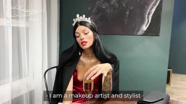 Kupił piękną kobietę i rżnie ją w cipkę i dupek