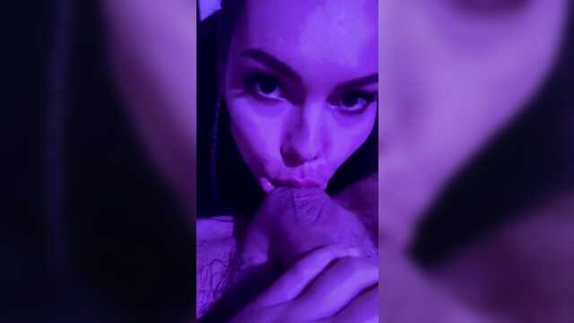 Że są siły wsadził jasnej brunetce w Mandu