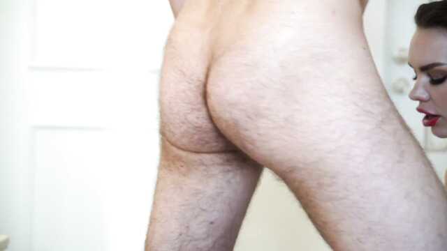 Ssanie z uzyskaniem spermy W robocze usta