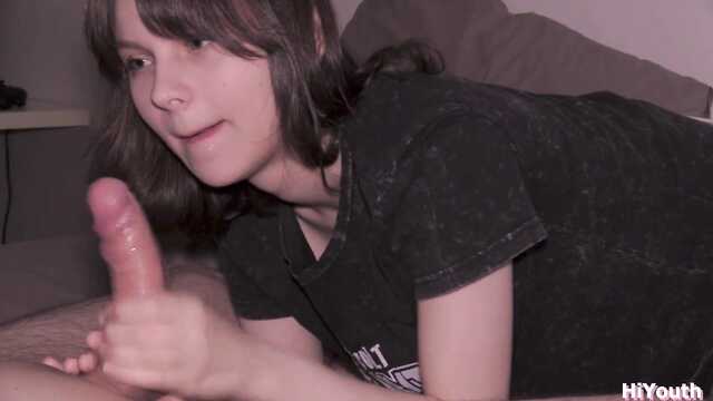 Пионерка всегда готова к оральным подвигам