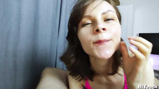 Развел на минет послушную сучку