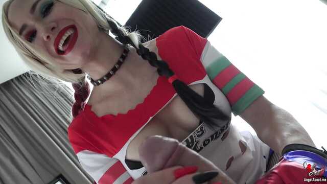 Харли Квинн оказалась профессиональной соской