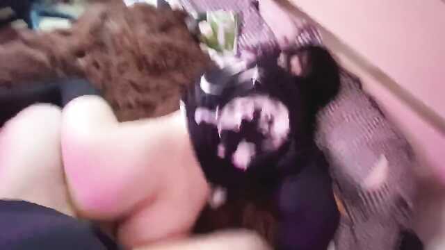 Und träumte davon, nach dem Sex Sperma zu schlucken