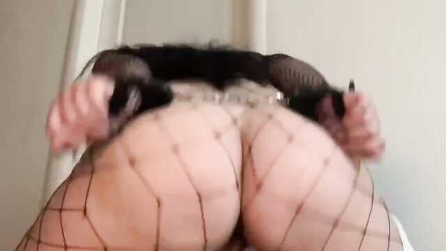 Нарезка с жопастой Jane Lane скачущей на самотыке