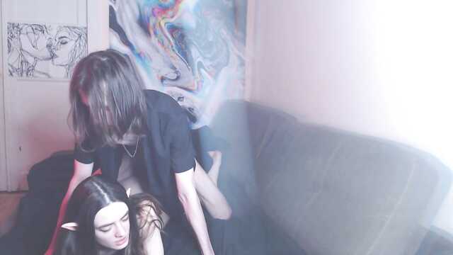 Nowotworem i kowbojką Chłosta ukochaną po lizaniu cipki