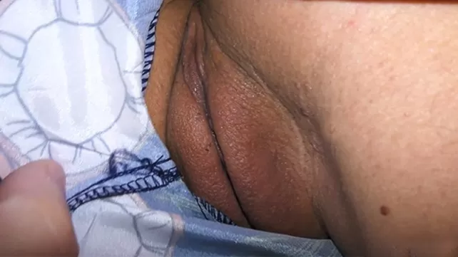 Көршіңізге таяқша лақтыру мүмкіндігін жіберіп алмаңыз