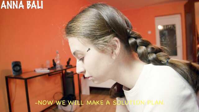 Ревность мужа при виде того, как жена связалась с друзьями?