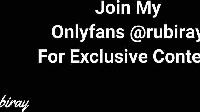 Impaling the arched heifer, the lover managed to shoot a video