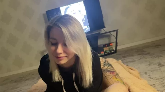 Жалаңаш бұрынғы қыздардың жеке суреттері