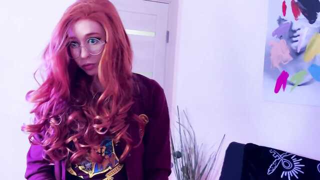 Fajna studentka Wali Konia Na Harry ' ego Pottera